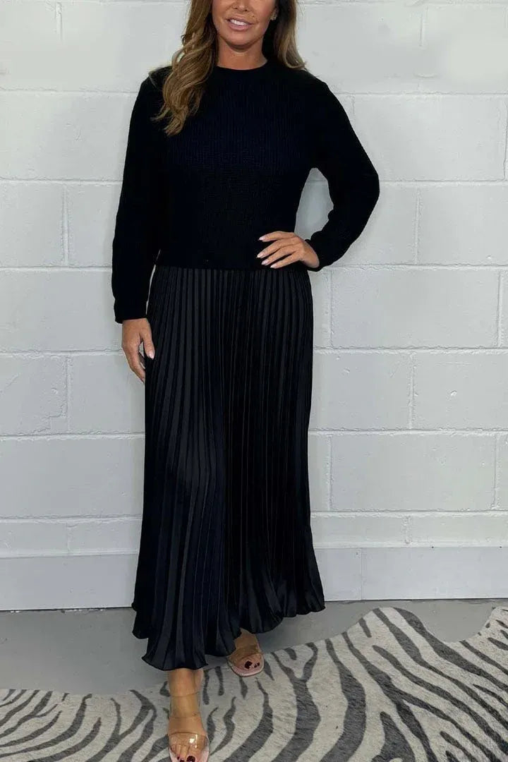 Claudine™ – La Robe Pull Plissée Élégance et Confort